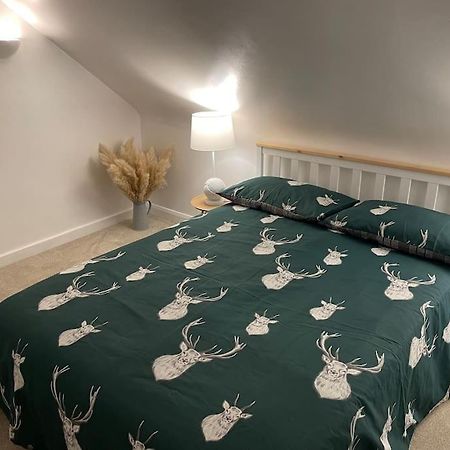 Stylish & Spacious 2 Storey, 3 Bed Apartment Gravesend Exteriör bild