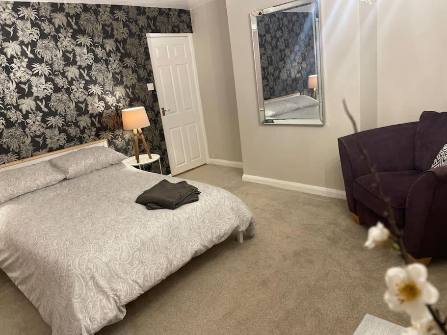 Stylish & Spacious 2 Storey, 3 Bed Apartment Gravesend Exteriör bild
