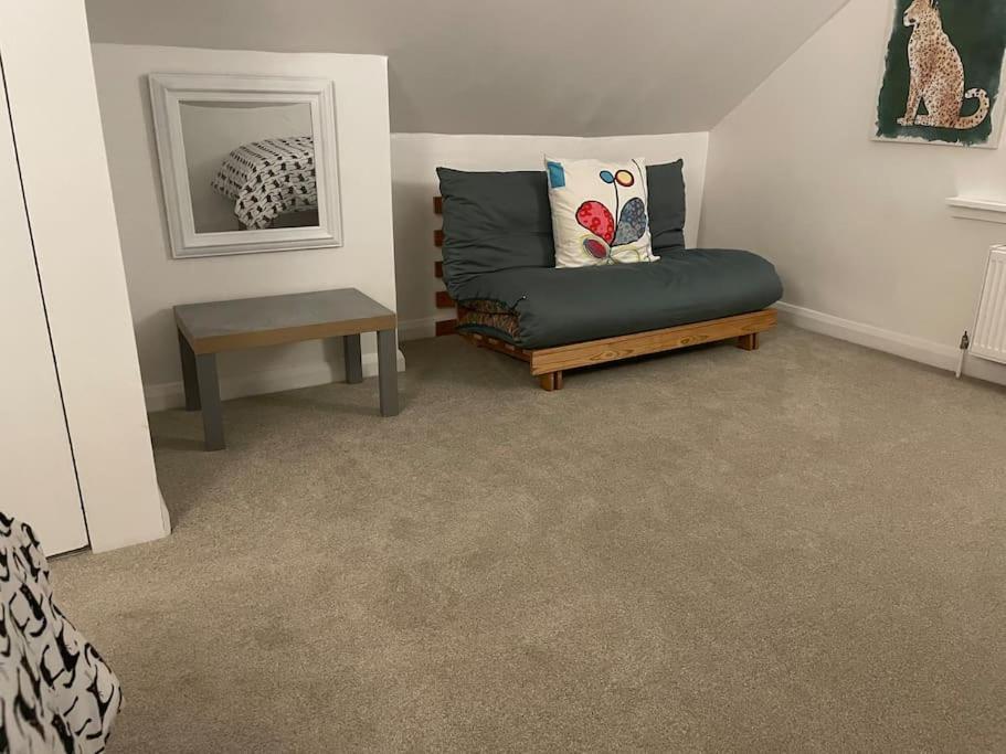 Stylish & Spacious 2 Storey, 3 Bed Apartment Gravesend Exteriör bild