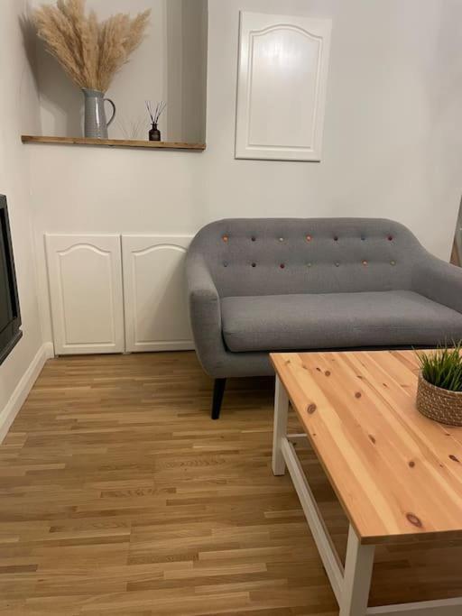 Stylish & Spacious 2 Storey, 3 Bed Apartment Gravesend Exteriör bild